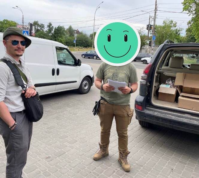 Medikamenten für das Erste Ehrenamtliche Mobile Hospital 3