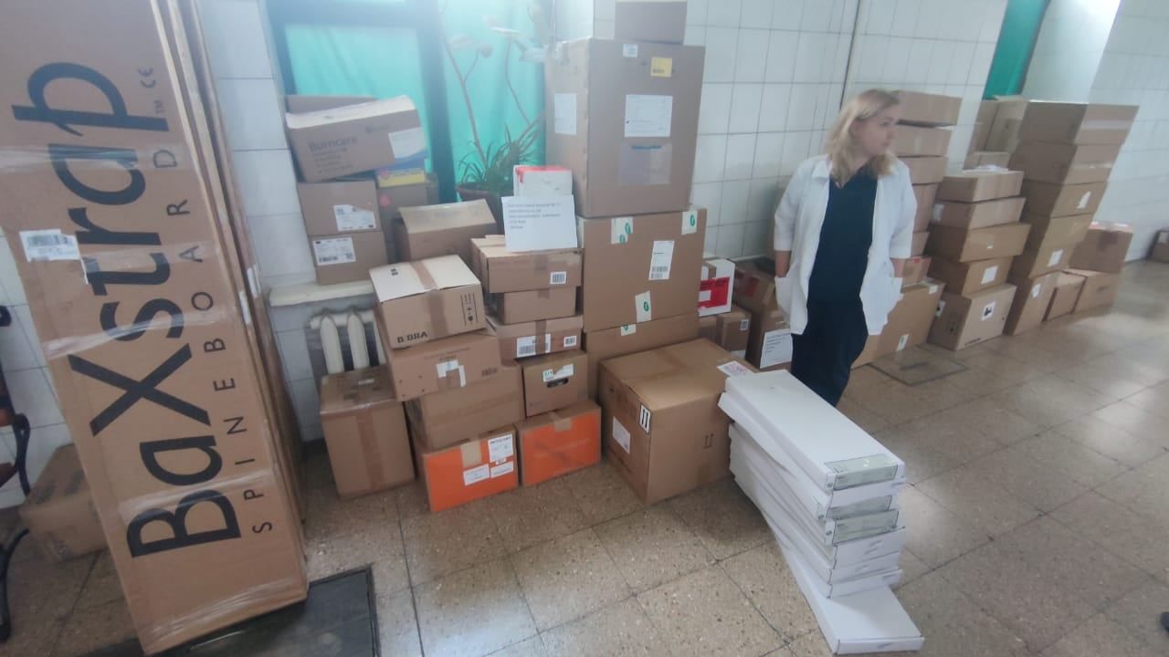 Eine weitere Lieferung von Medikamenten ist in der Ukraine angekommen 7